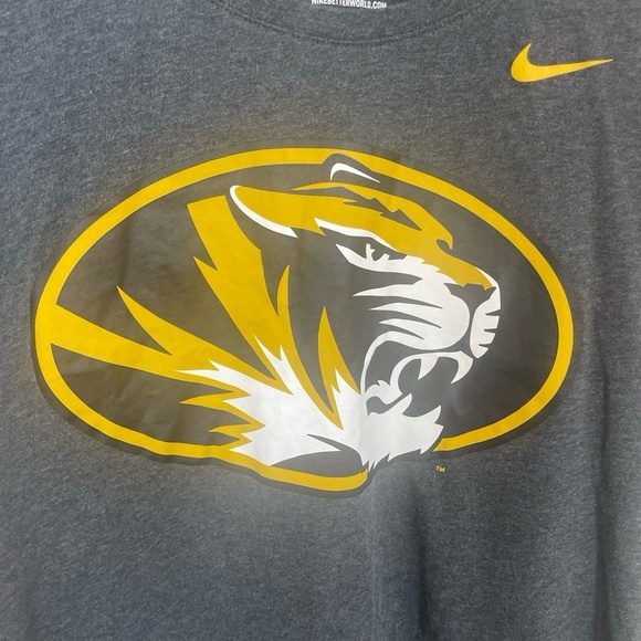 Nike Womens XL Gray Yellow Mizzou Tigers Athletic Graphic T-Shirt - Picture 2 of 7